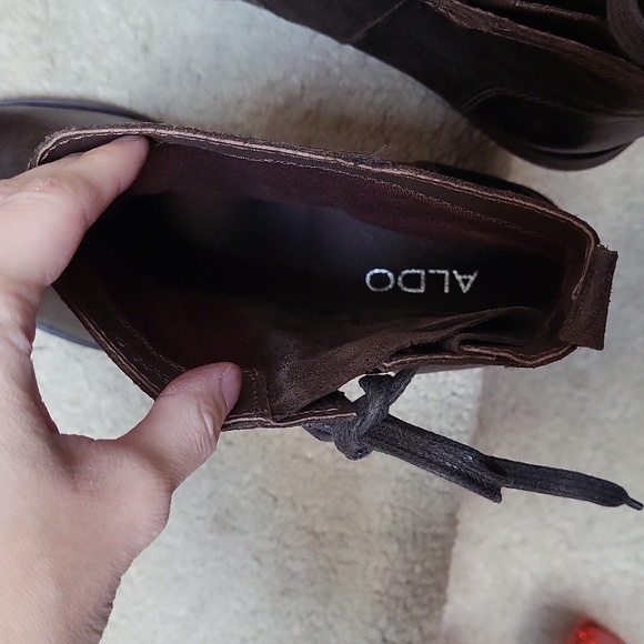 NWT! Brown Leather Boots With Side Laces! Size 40! - Picture 13 of 15